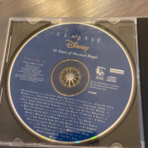 3 Classic Disney Majical music CDs - Picture 3 of 11